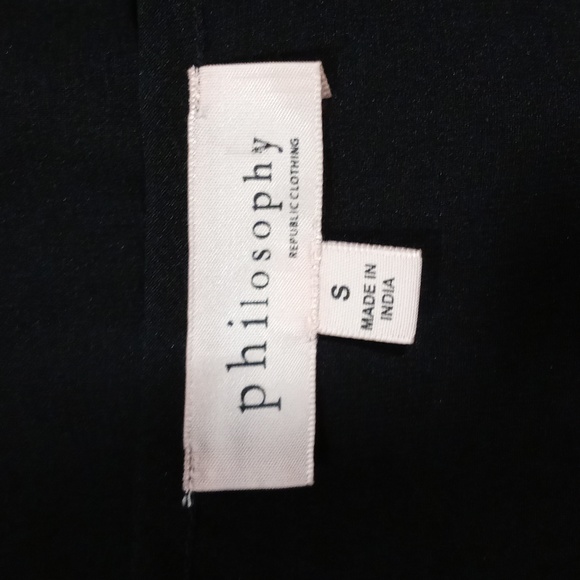 🖤Philosophy🖤 - Sheer Sleeveless Top w/Beaded Neck & Bottom - Picture 3 of 12